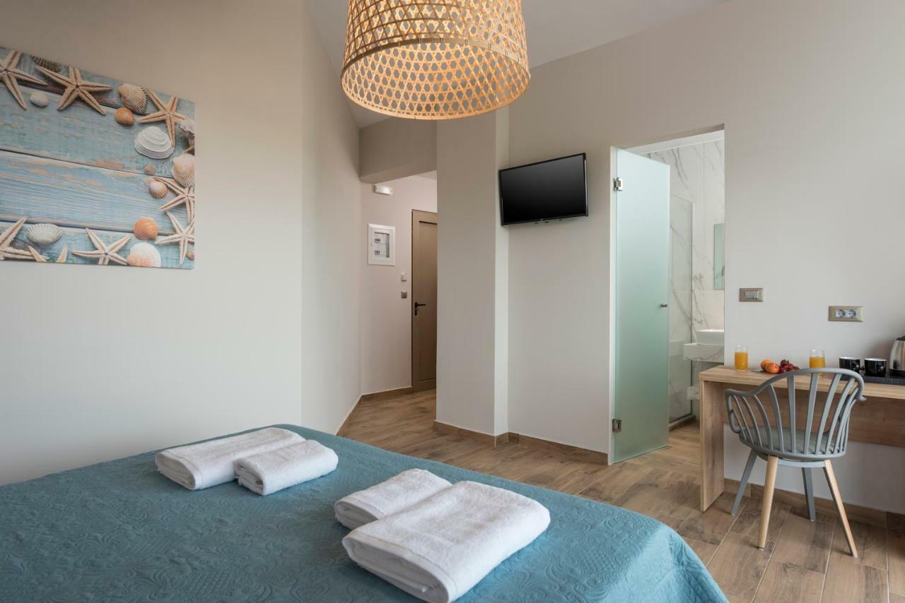 Aequor Luxury Rooms & Apartments Kato Daratso Exterior photo